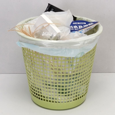 カスタマイズされたロゴ 黒いプラスチック製 引き継ぎ用 キッチンやオフィス掃除用のゴミ袋