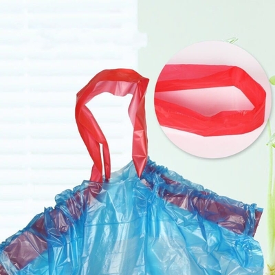 HDPE/LDPE/LLDPE素材のキッチンゴミのための厚い黒い引き出し弦ゴミ袋